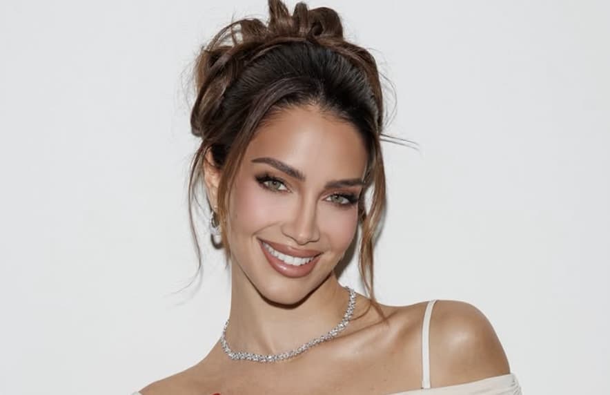 Jessica Kahawaty hosts A Night With The Legends at the Royal Albert Hall