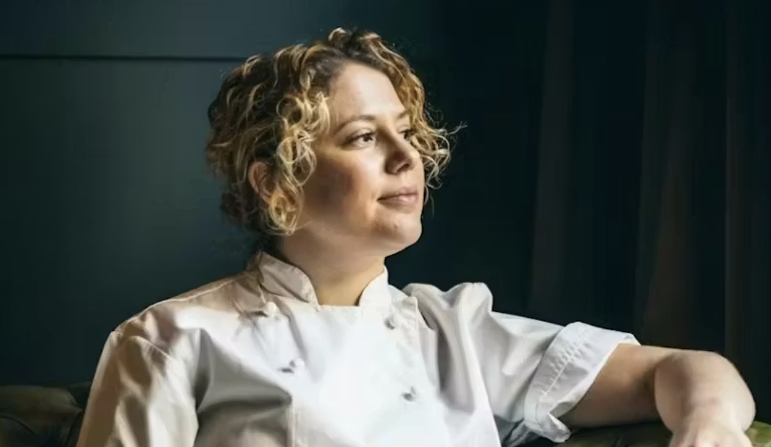 Teal by Sally Abé opens with a focus on seasonality and sustainability